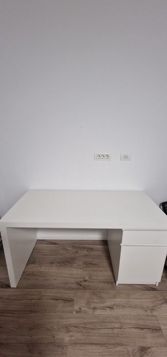 Birou ikea MALM si scaun jysk