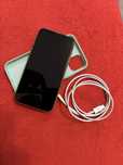 Iphone 11, Impecabil