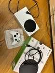 Xbox series s, 512gb в отличном состоянии
