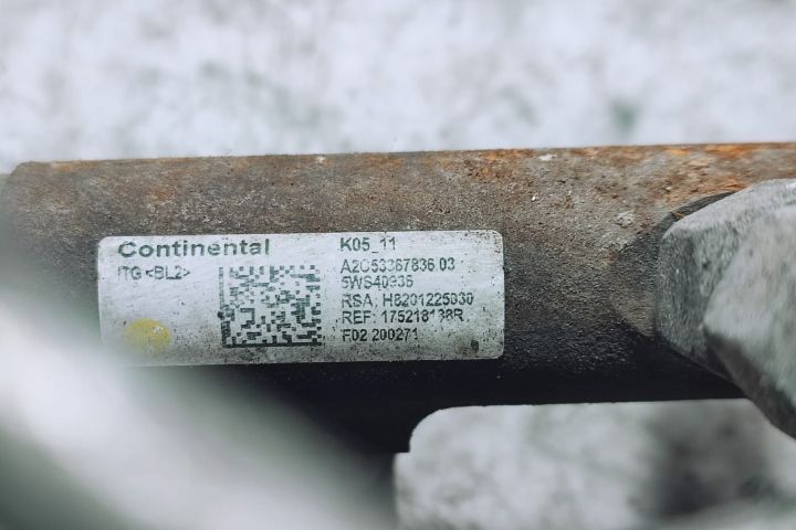 Rampa injectoare 1.5 dci k9k h8201225030 175218188r Renault Talisman 1 seria