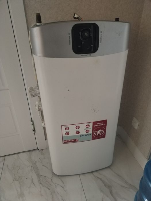 Продам титан бойлер электронагреватель Аристон не рабочий