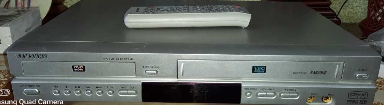 Записывающий видео магнитофон+DVD PLAYER  (KARAOKE+RECORDER) Samsung