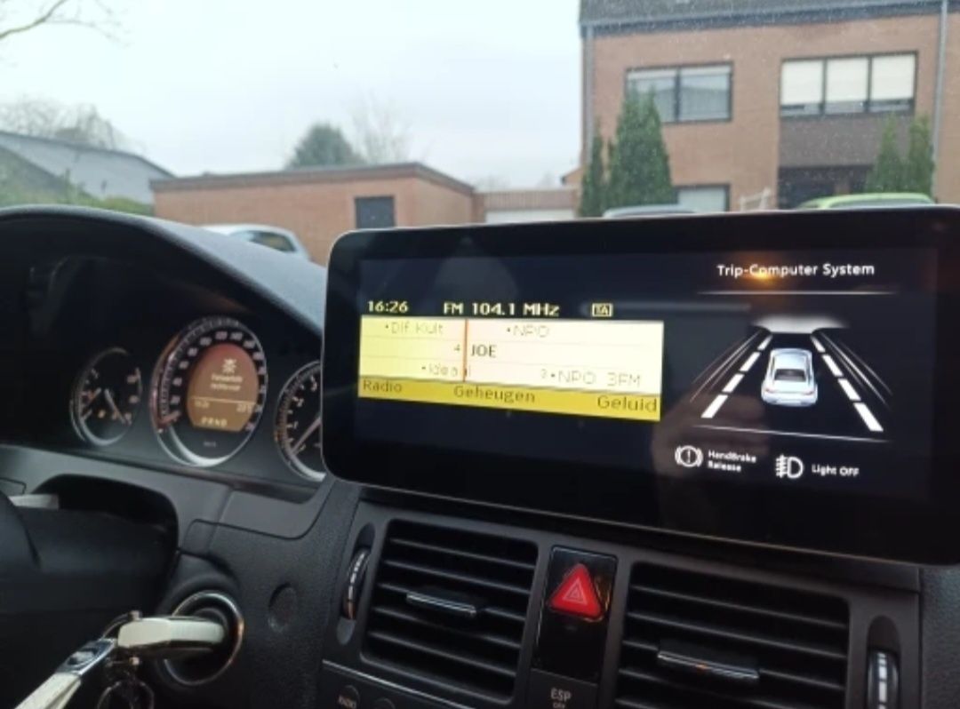 Navigatie android Mercedes C Class w204 facelift Carplay Waze YouTube