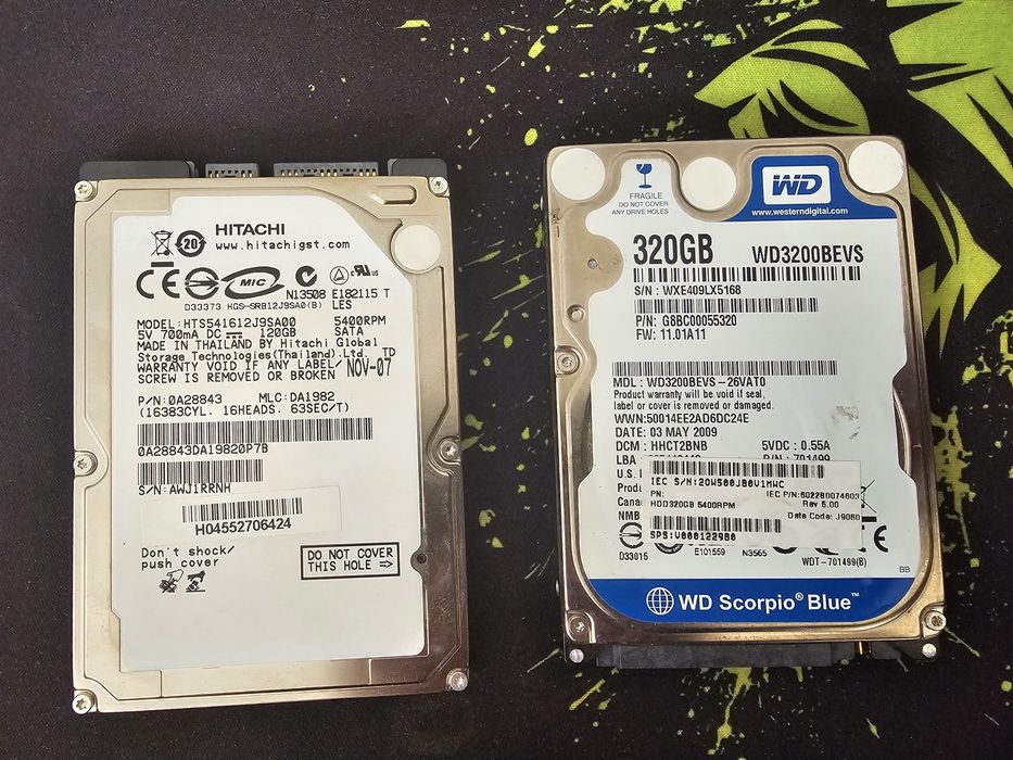 2 бр. хард дискове 320 GB и 120 GB [WD Blue] [Hitachi] [HDD]