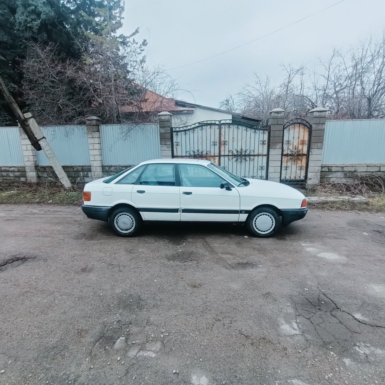 Audi 80 diesel. .