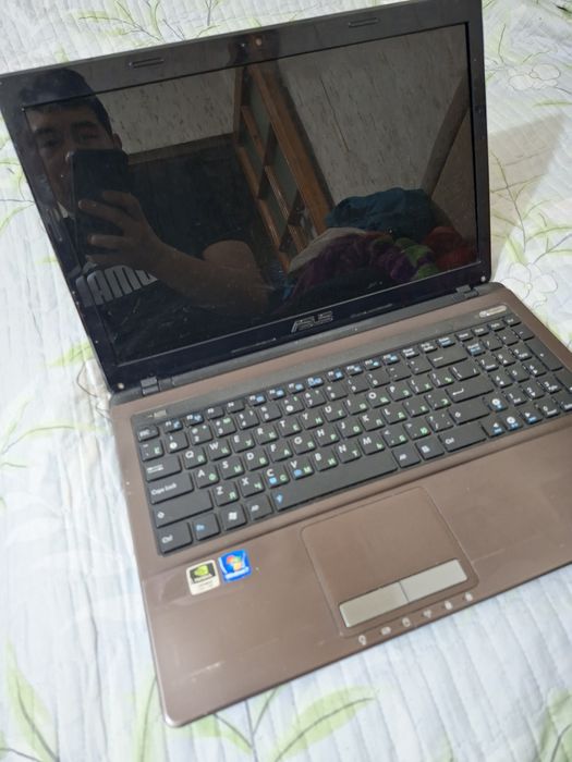 Ноутбук АСУС notebook Asus 6/512. Intel pentium. NVIDIA 2GB