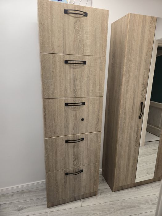 Mobina din PAL pentru hol