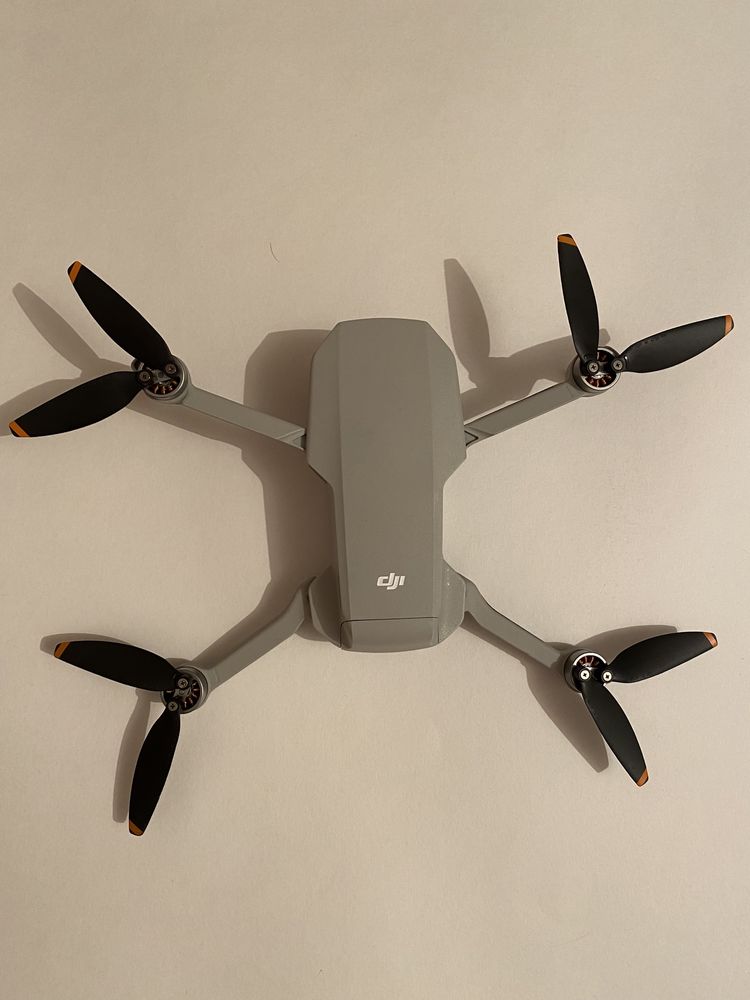 Продам Dji mini 2 в идеальном состоянии, без обмена!!!