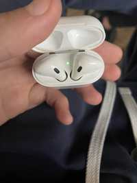 Apple AirPods 1 и 2 генерация