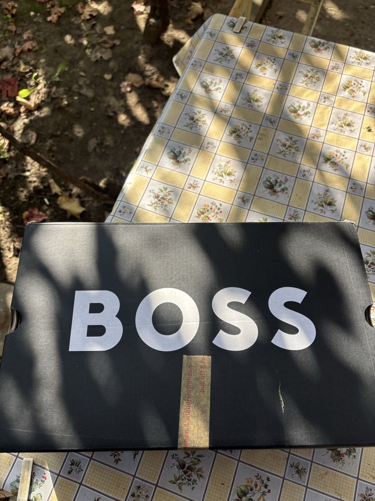 обувки BOSS !Оригинални!