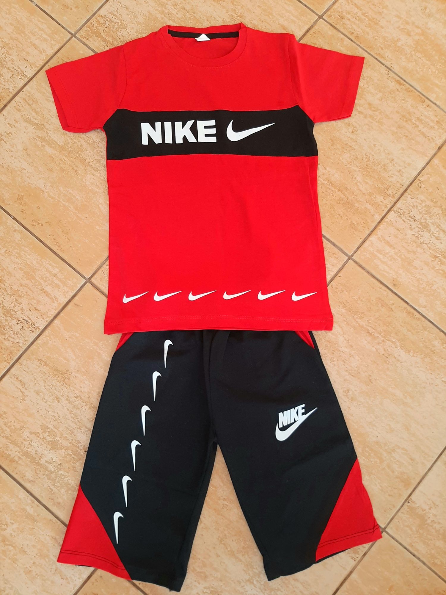 Детски екипи Nike и Adidas