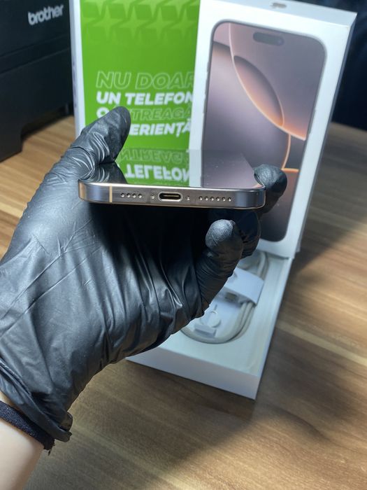 iPhone 16 Pro Max • 256 GB • Desert Titanium