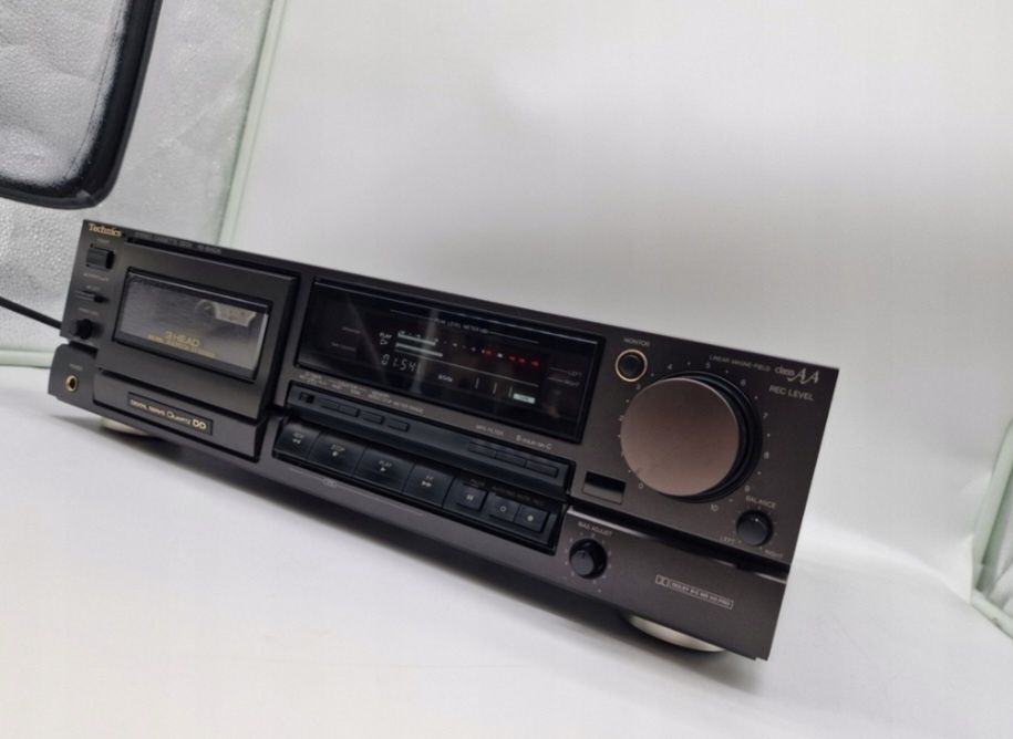 Vând un superb Technics RS-BX626