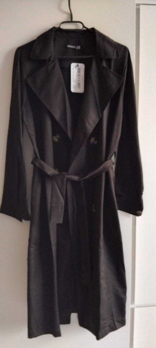 Trenci superb nou cu eticheta ,M/38/40