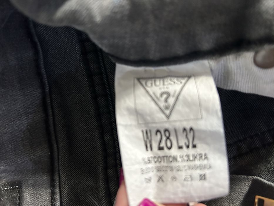 Blugi dama , culoarea gri , marimea M , fermoar defect