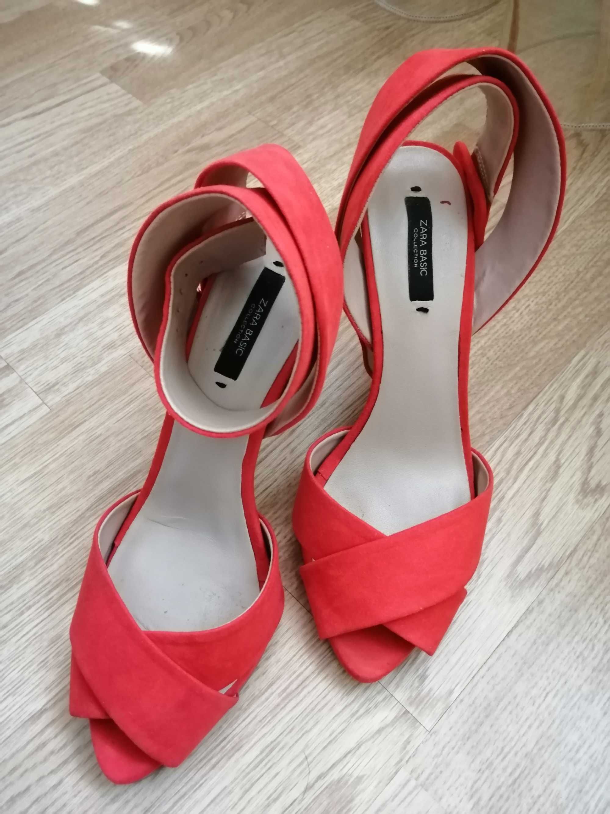 Sandale roșii Zara, mărimea 40,piele întoarsă