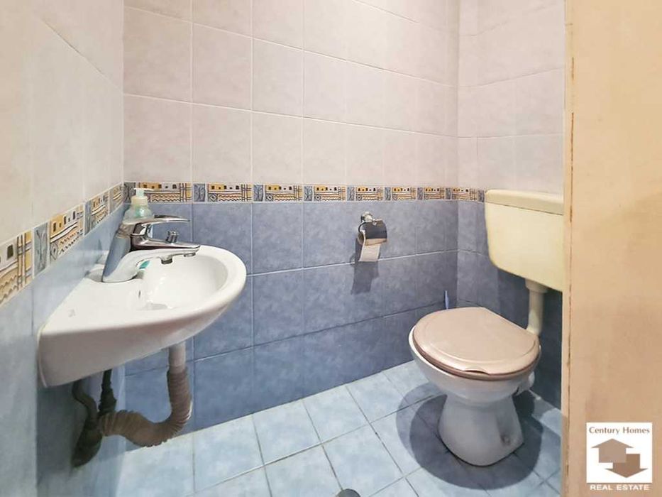 Продава се Четиристаен апартамент в Велико Търново, Център - 104 кв.м за 1616 €/кв.м - Снимка #14