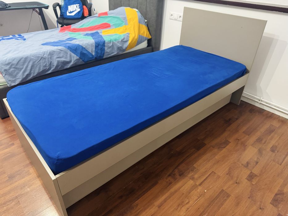 Pat Ikea cu saltea 90x200 inclusa si pat detasabil pentru oaspeti