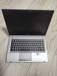 Laptop HP 8460 I5