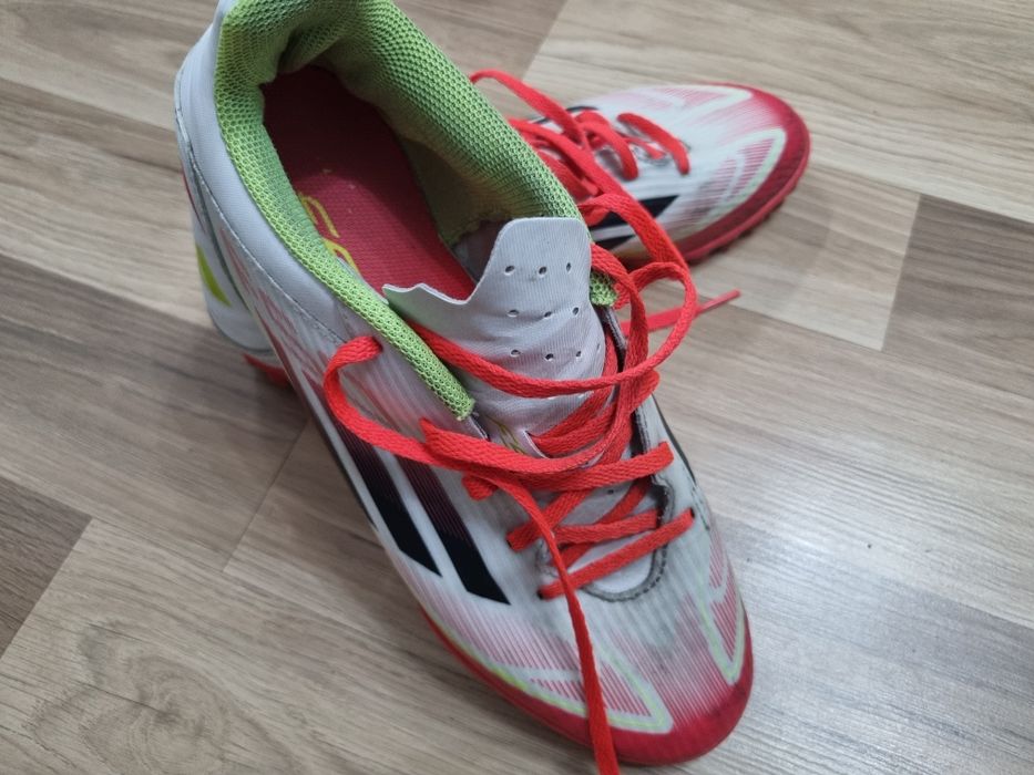 Ghete fotbal sintetic nr 40