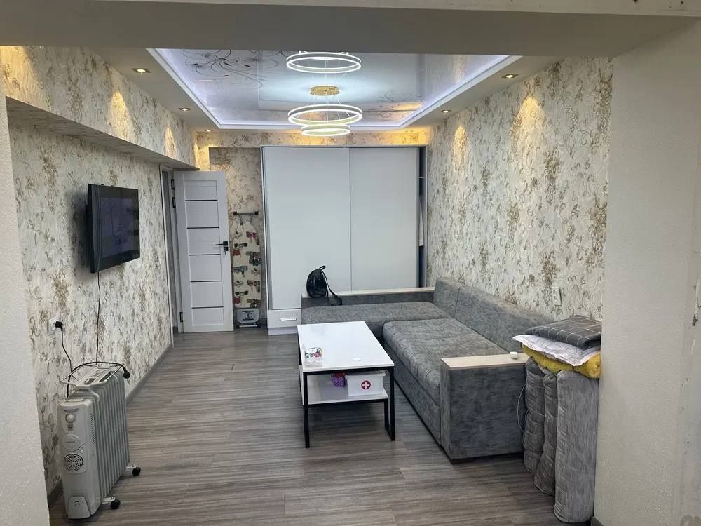 Квартира на Шота Руставели 2/3/4 общ пл 50м с обстановкой