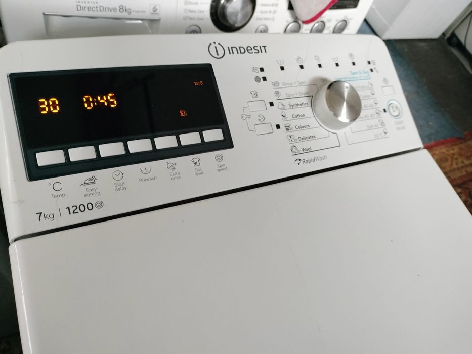 Mașină de spălat Indesit 7kg verticala