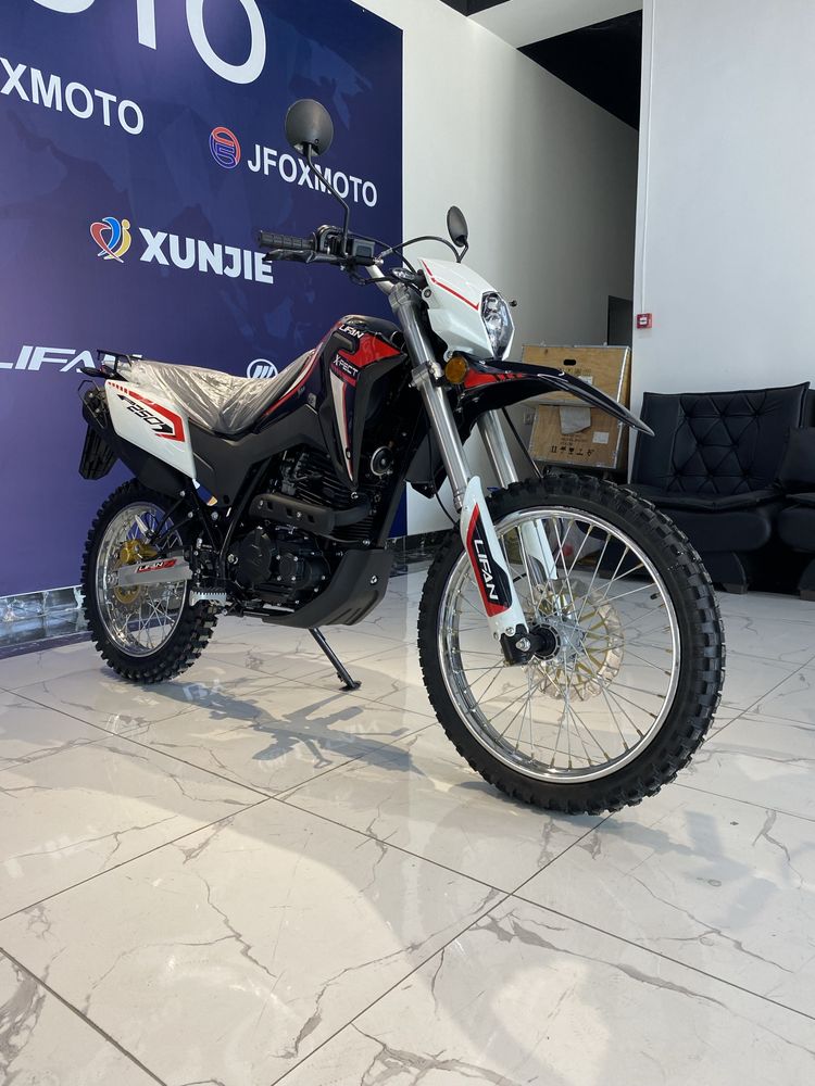 Мотоцикл Mototsikl Lifan LF250GY-3 X-Pect