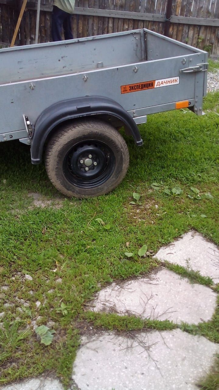 Продам прицеп *Дачник*
