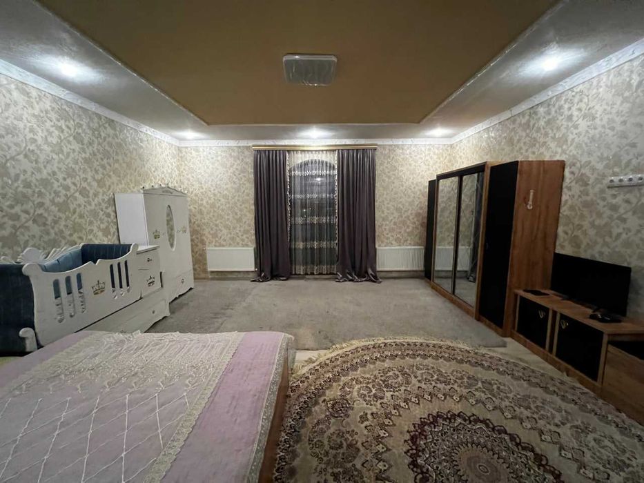 Farg'ona shahar kallinskiy massivda joylashgan xonadon