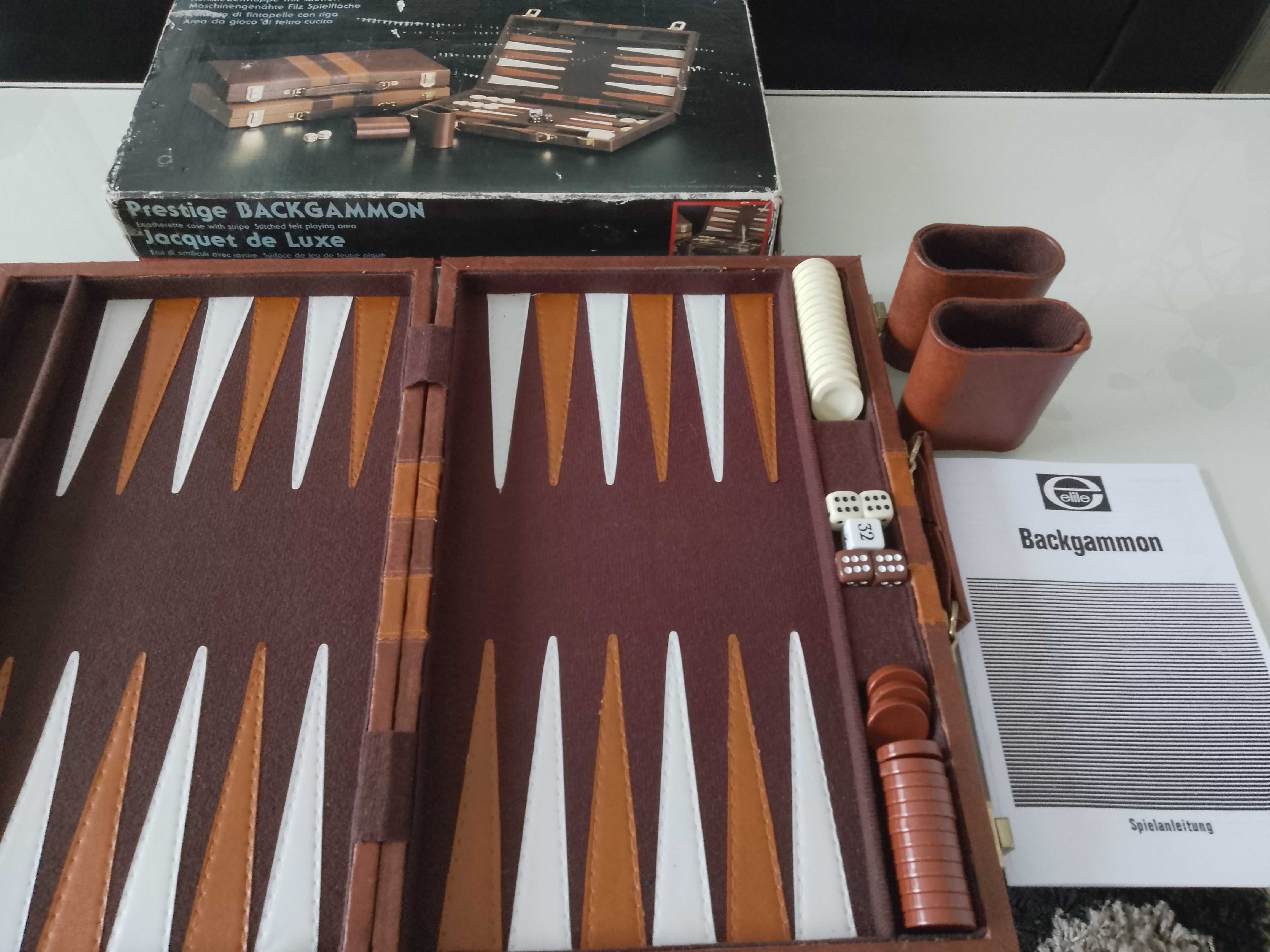 Set/Joc table/Prestige Backgammon in servieta eleganta, tip Diplomat