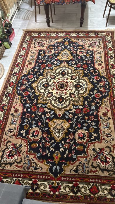 Ковер шерстяной