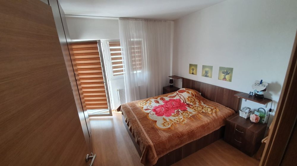 Apartament 3 camere bloc nou, boxa și parcare