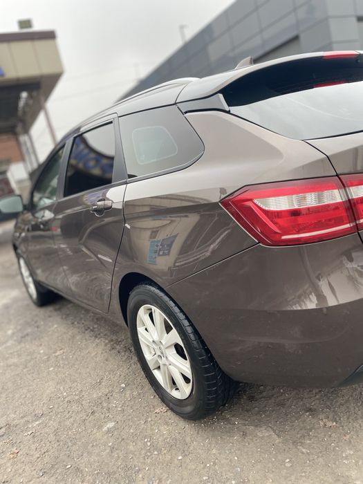 Lada Vesta SW ( Zavodskoy Nissan Motor )