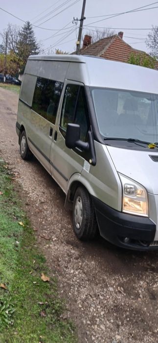 Бус Форд транзит