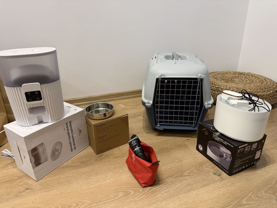 Accesorii animal companie: Cusca, hranitor automat, masina tuns, fanta