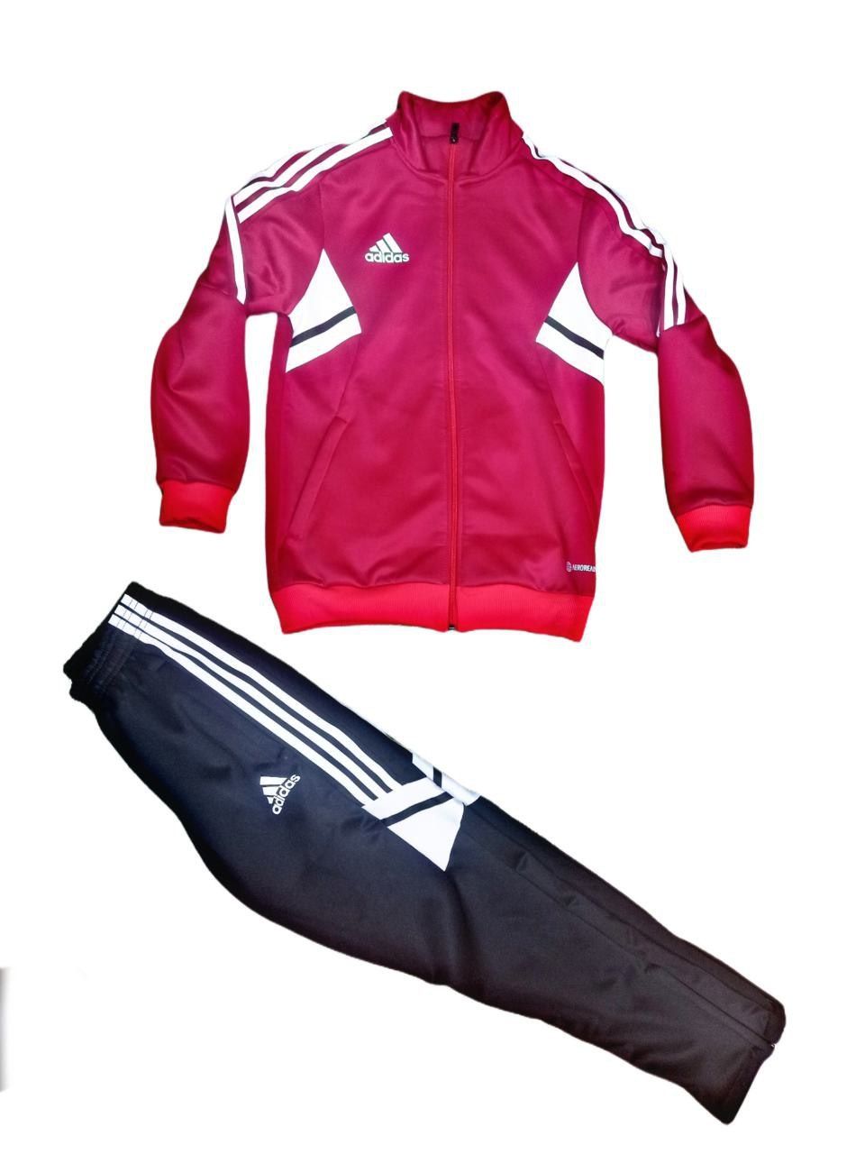 Kostyum Adidas sportivniy