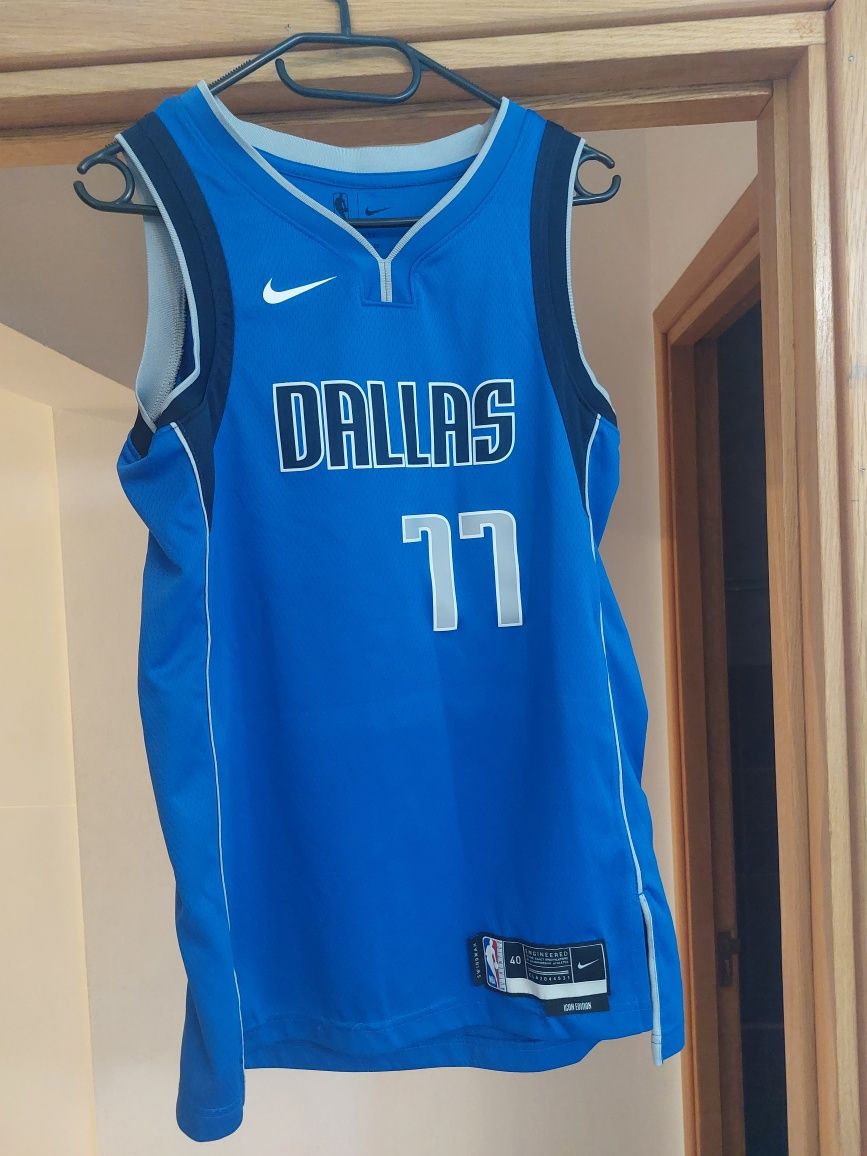 Jersey Luka Dončić Nike Swingman Icon Edition