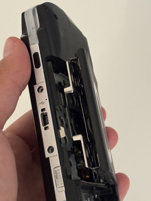 Sony Playstation Portable PSP 1004 portabil defect