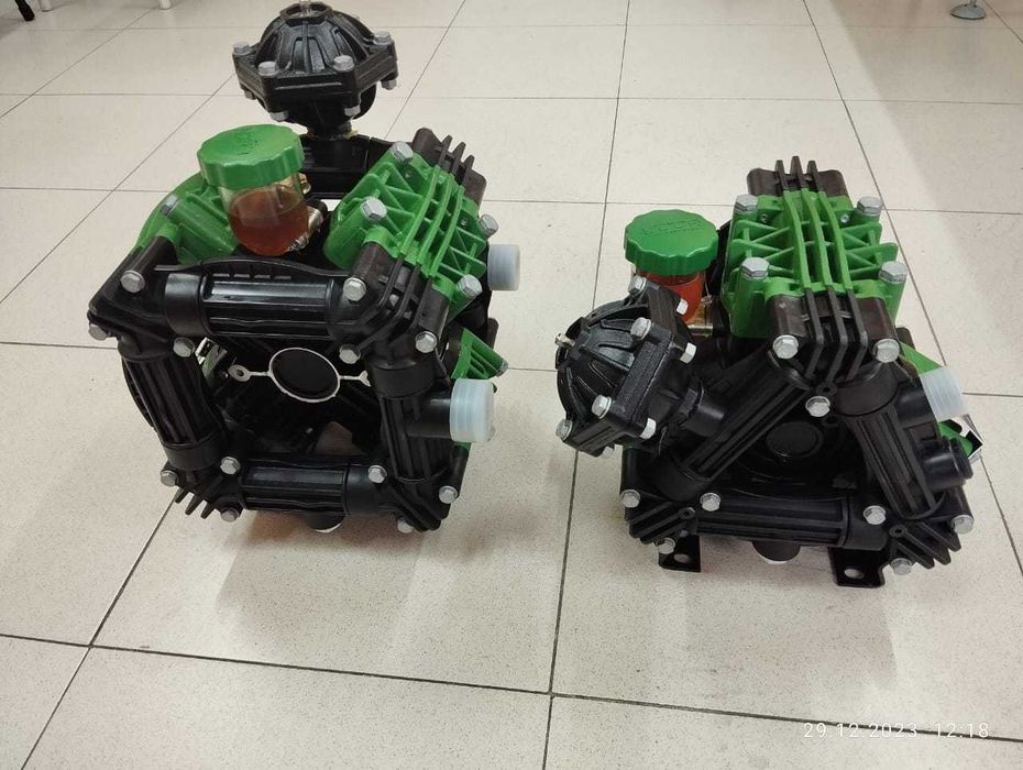 Насос опрыскивателя 140 UDOR Италия