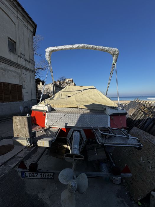 Barca Rio cu motor inbord si peridoc