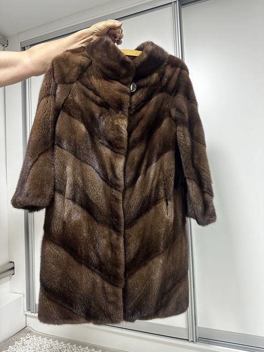 Норковая шуба сатылады