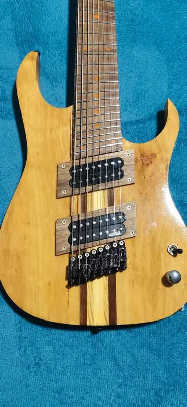 Custom Guitar Multiscale 8 strings