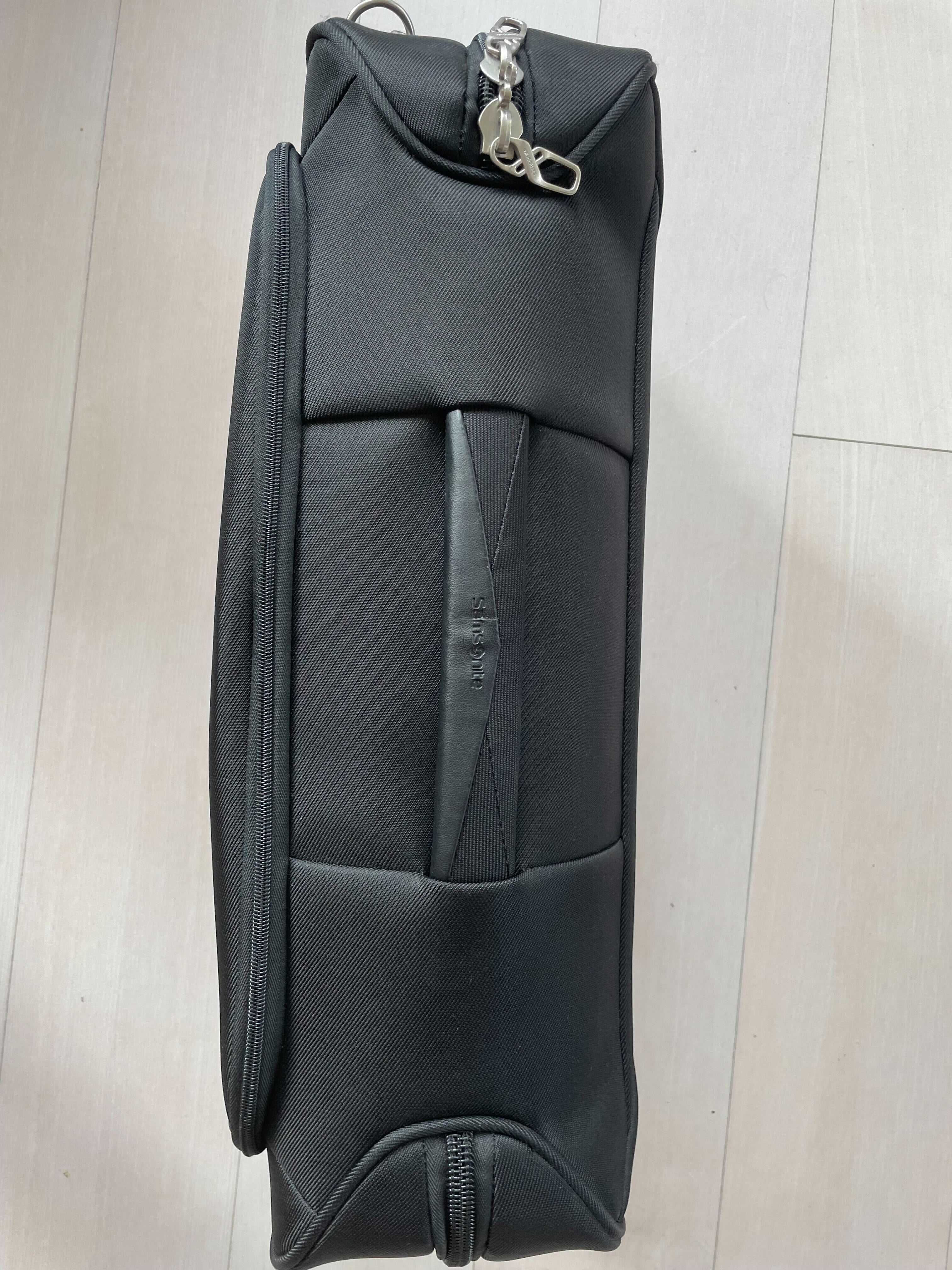 ЧИСТО НОВ Samsonite ръчен куфар