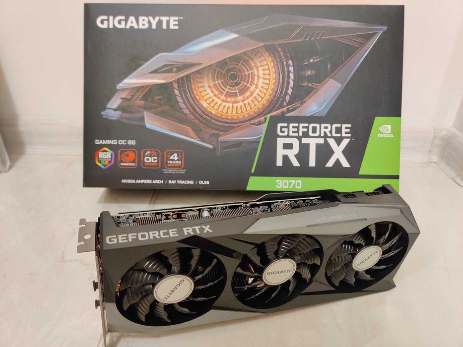 Геймърски компютър Ryzen 5800X RTX3060Ti/3070