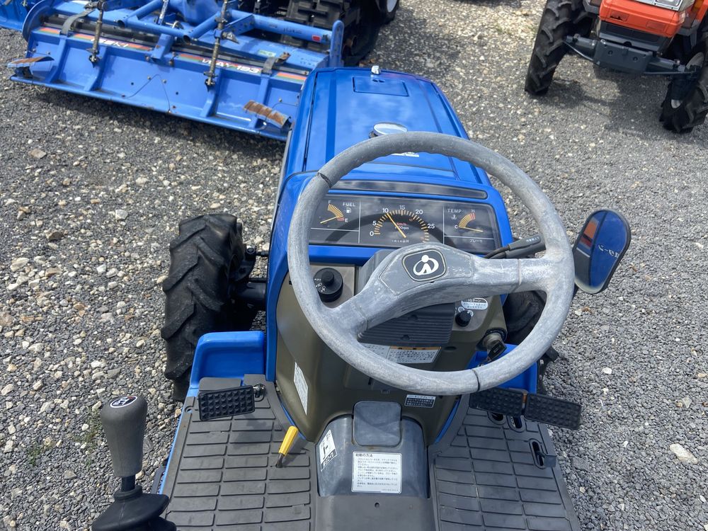 Tractor japonez Iseki Sial 243, 24cp, 4x4, servo + freza
