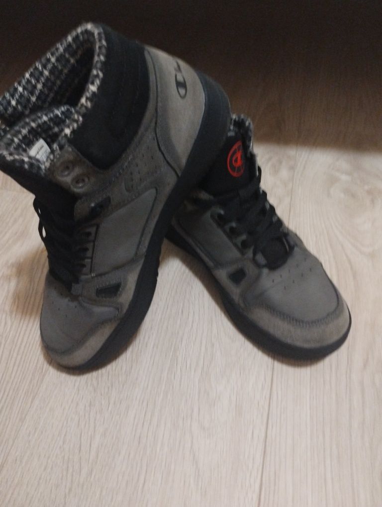 Adidasi Champions Rebound Winterized