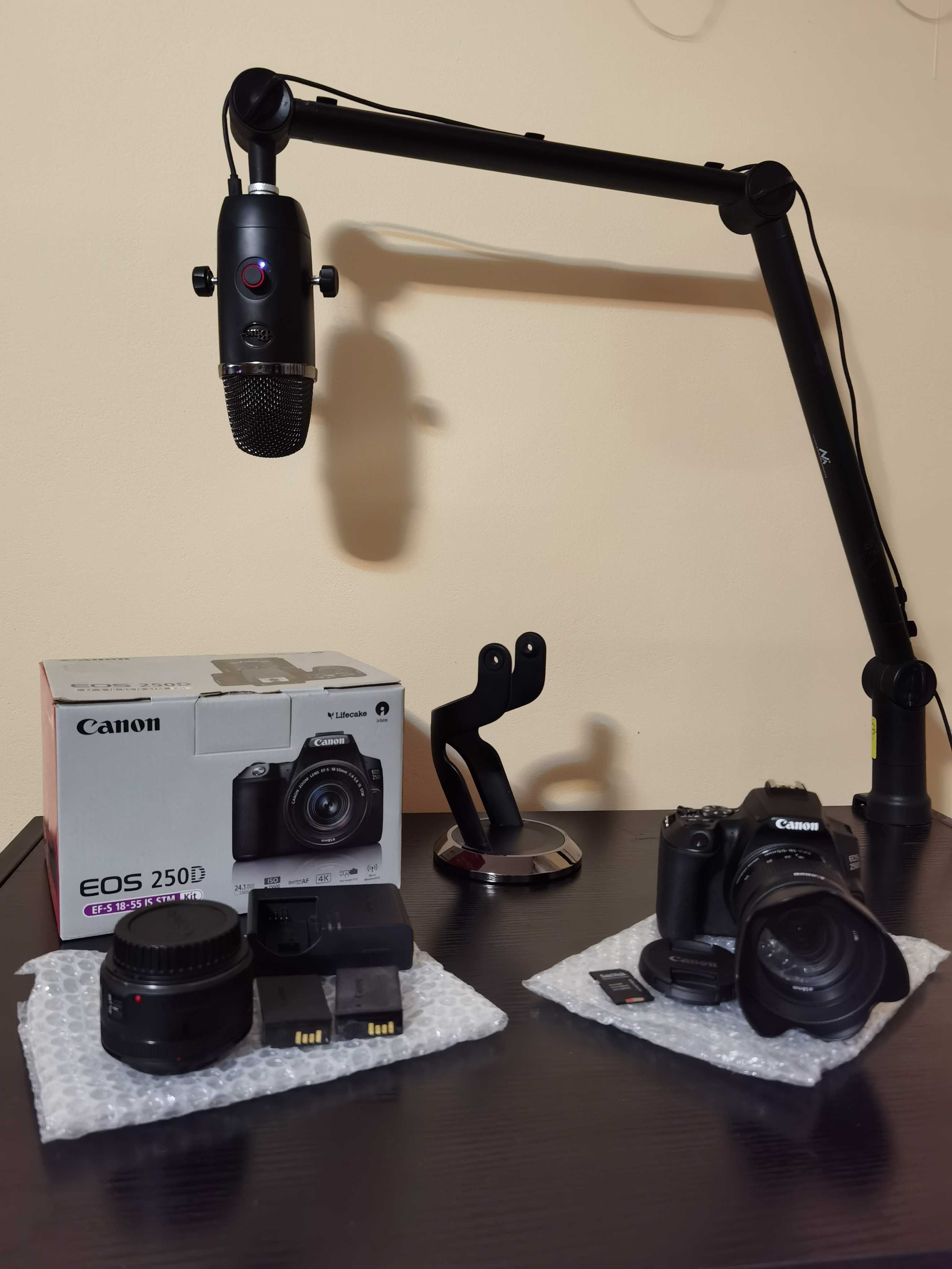 Kit Podcast Canon 250D 4K, Micofon Blue Yeti X, 3 Lumini Foto-Video