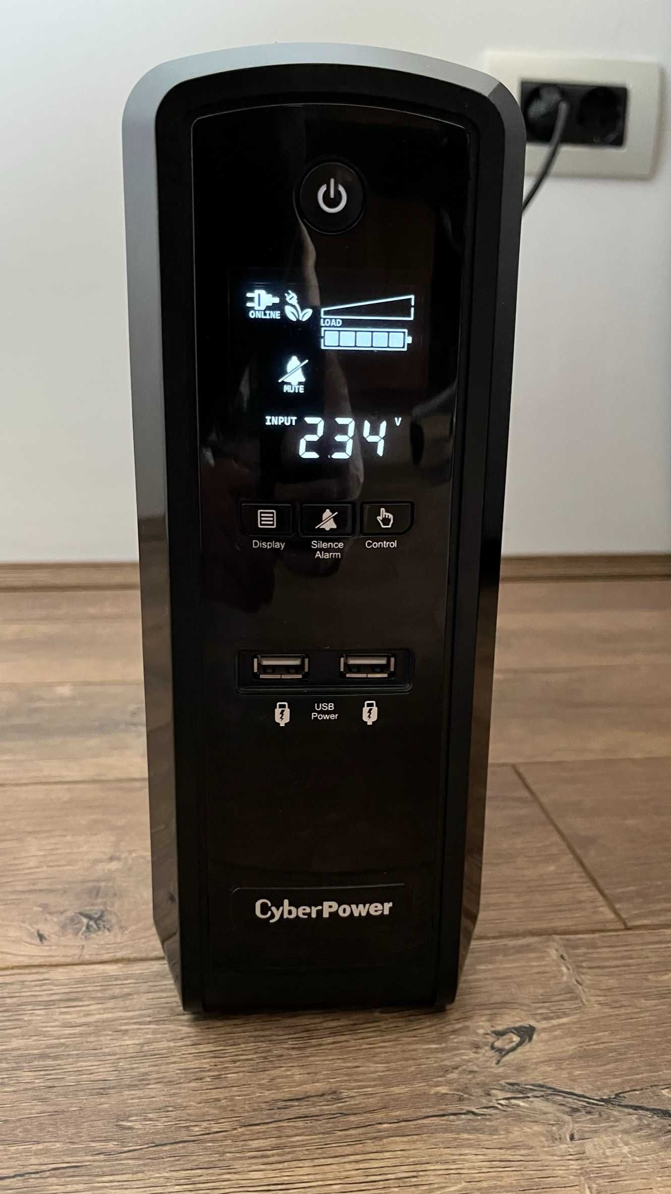UPS CyberPower CP1300EPFCLCD-UK 780W 1300VA PFC чиста синусоида