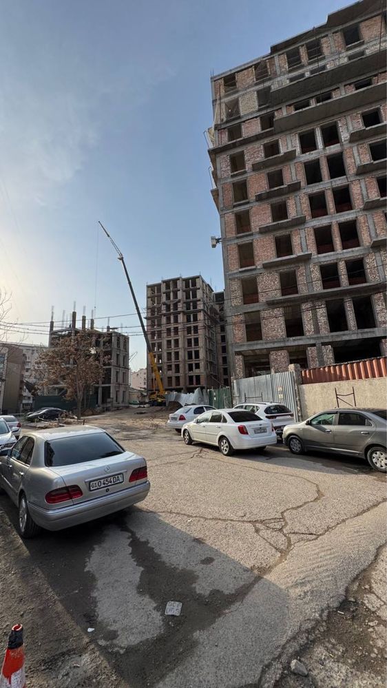 Квартира 4-х комнатная на ДАРХАНЕ, Новостройка.  Сквозная планировка.