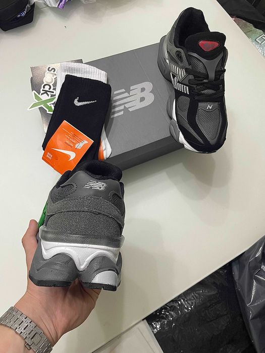 New Balance 9060 Black Castlerock